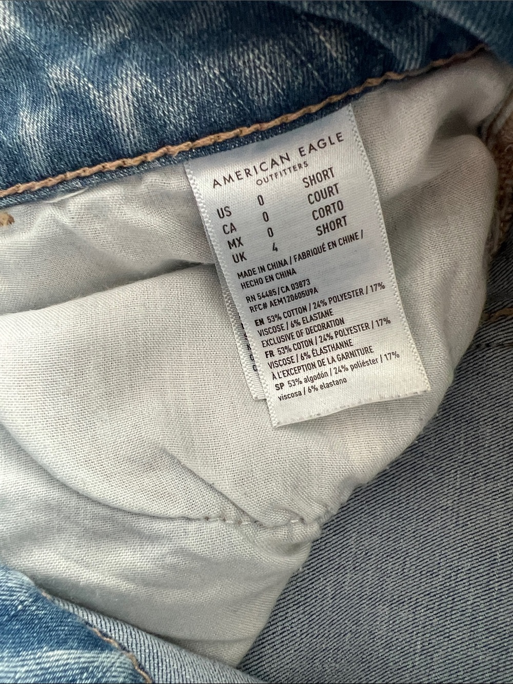 American Eagle Light Wash Distressed Skinny Jeans - Picture 3 of 5